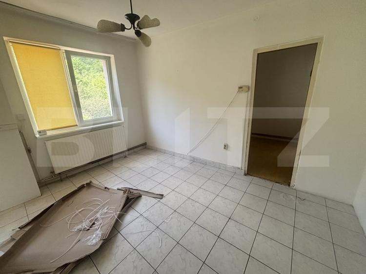 Apartament cu 3 camere decomandat, mobilat în Șimleu Silvaniei