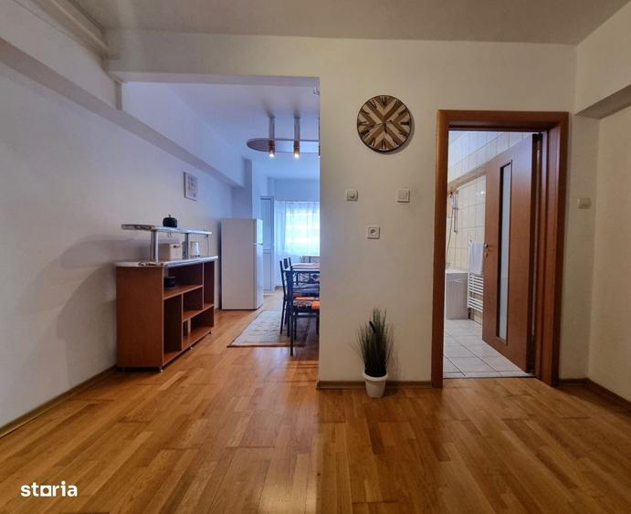 Apartament cu 2 camere decomandat, mobilat în Ultracentral