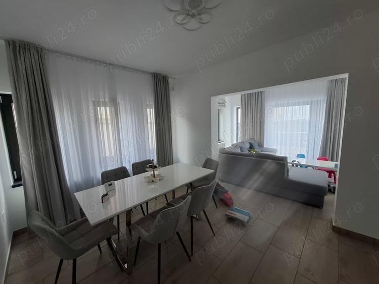 Casă cu 3 camere în Schitu