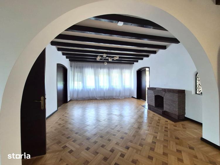 Apartament cu 5 camere decomandat în Dorobanți
