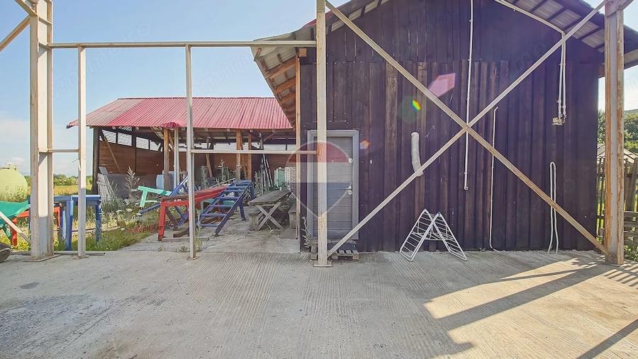 Spațiu comercial, de 754 mp, în Mărcuș