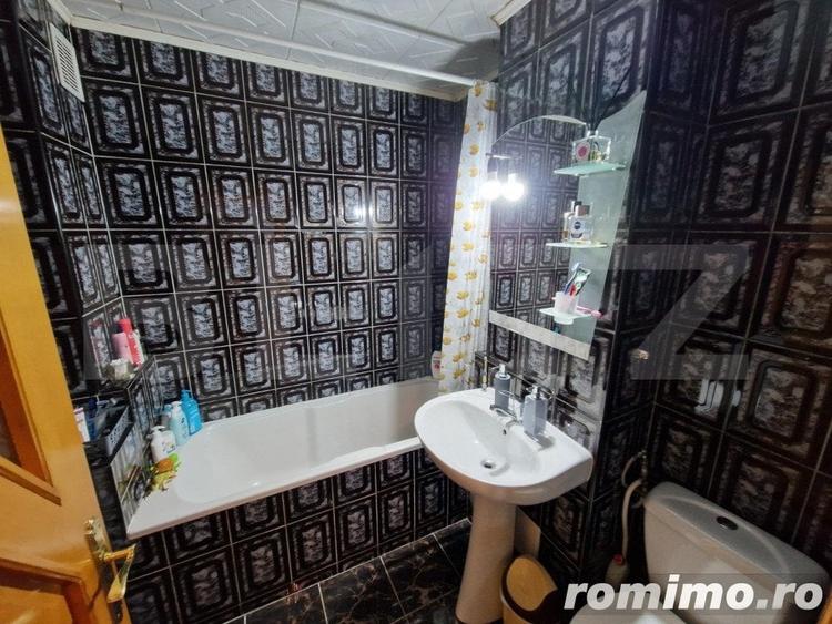 Apartament cu 3 camere decomandat în Ampoi 2