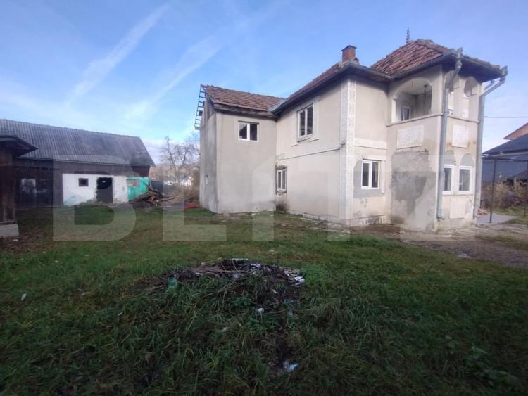 Casă individuală cu 5 camere cu Teren 1000 Mp în Năsăud