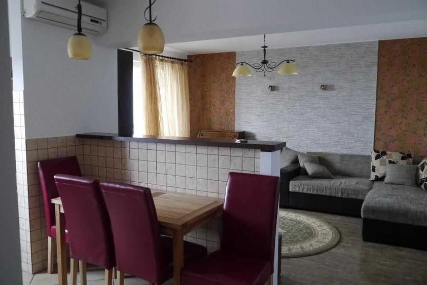 Apartament cu 2 camere decomandat în Uileacu de Munte