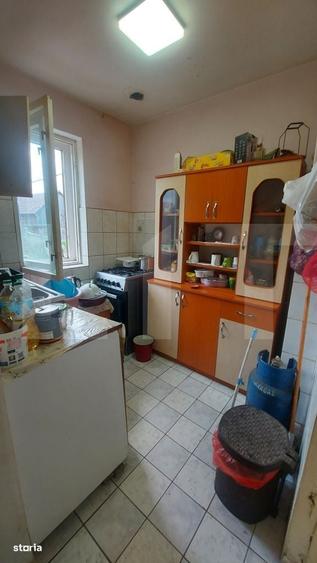Casă cu 3 camere cu Teren 2800 Mp în Moacșa