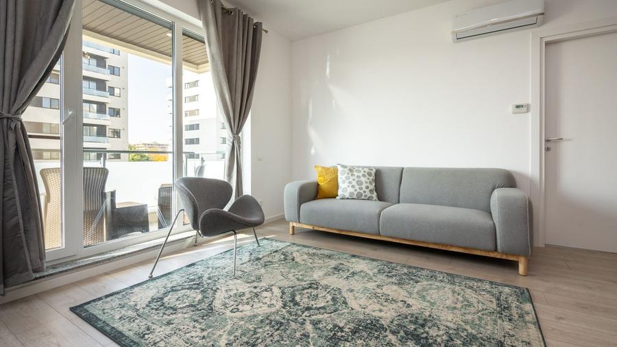 Apartament cu 2 camere semidecomandat în Pipera