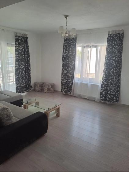 Apartament cu 2 camere decomandat în Steaua