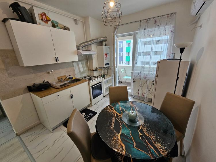 Apartament cu 2 camere semidecomandat în Chiajna