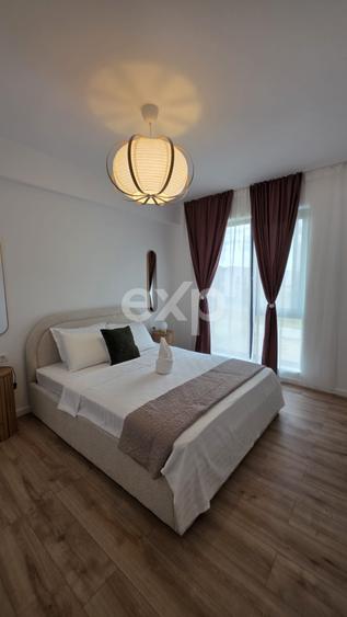 Apartament cu 3 camere decomandat în Tunari