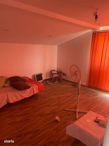 Casă cu 4 camere în Țigănești