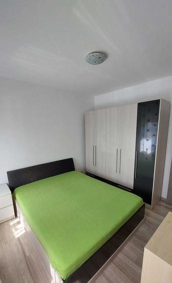 Apartament cu 3 camere decomandat, mobilat în Giroc