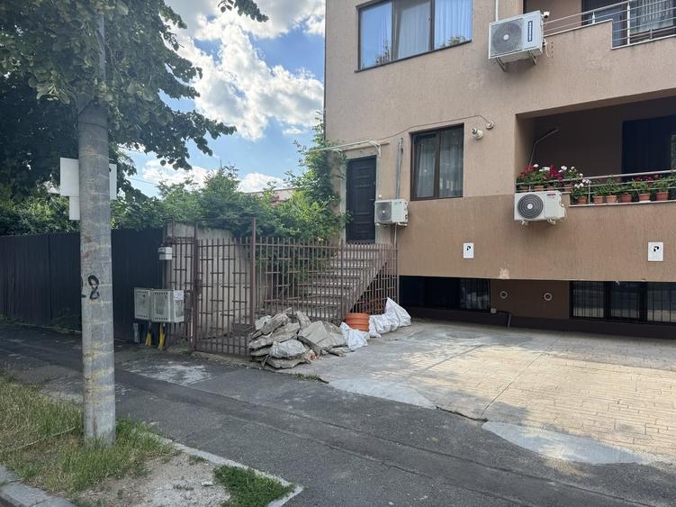 Garsonieră semidecomandată în Dămăroaia