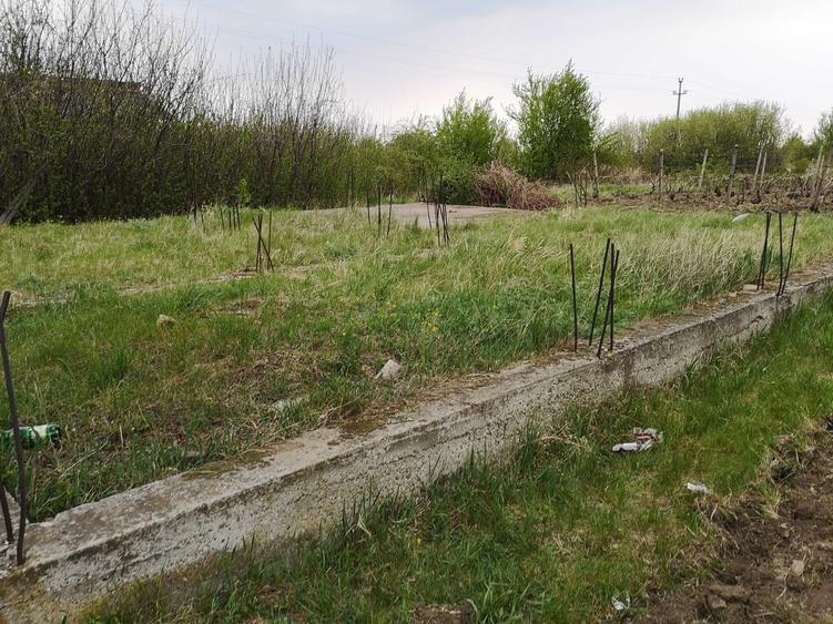 Teren de 1500 mp, în Odobești