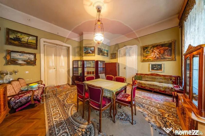 Apartament cu doua camere pe strada Episcopiei - 3