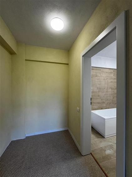 Apartament cu 3 camere semidecomandat, mobilat în Borhanci