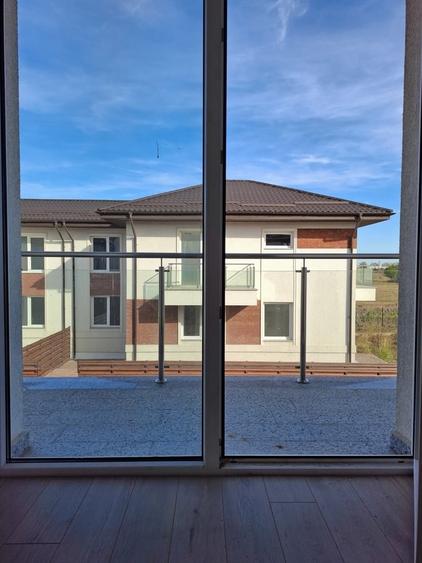 Casă cu 5 camere cu Teren 260 Mp în Militari