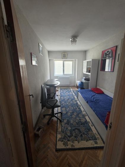 Apartament cu 3 camere decomandat în Nord
