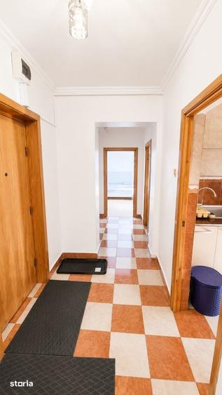 Apartament cu 3 camere decomandat în Inel II