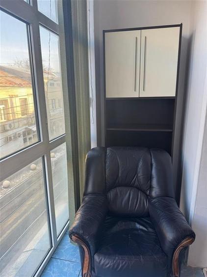 Apartament cu 2 camere decomandat, mobilat în Centru Civic