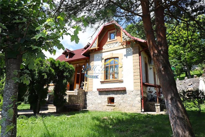 Apartament in vila de vanzare, Sinaia - 1