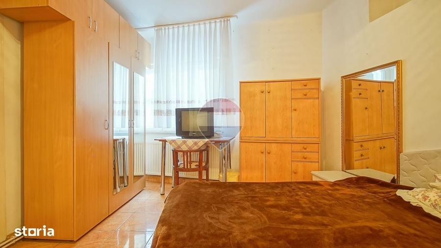 Casă cu 3 camere în Central