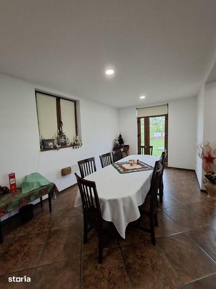 Casă cu 5 camere cu Teren 1500 Mp în Satulung