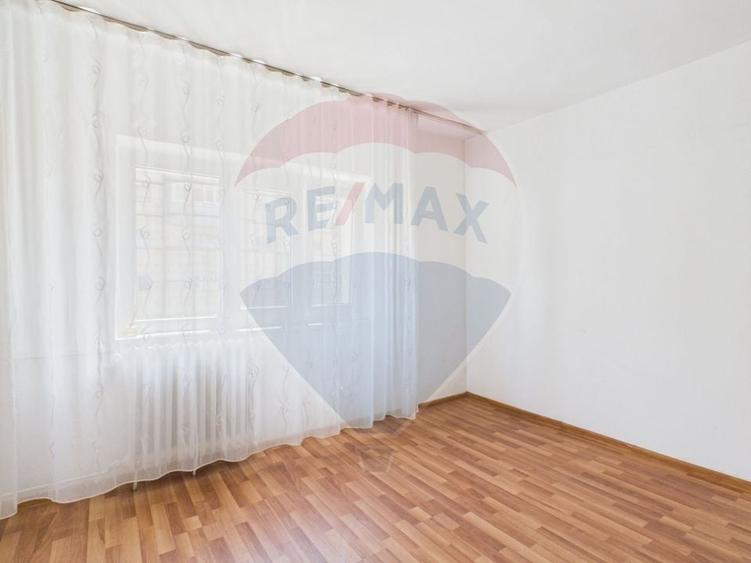 Apartament cu 2 camere decomandat în Unirii