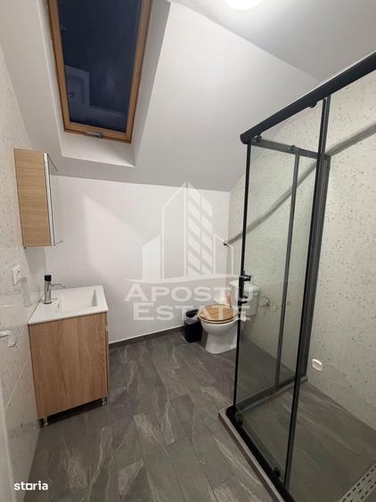 Casa triplex cu 3 camere de inchiriat ,Curte, Mosnita Veche - 2