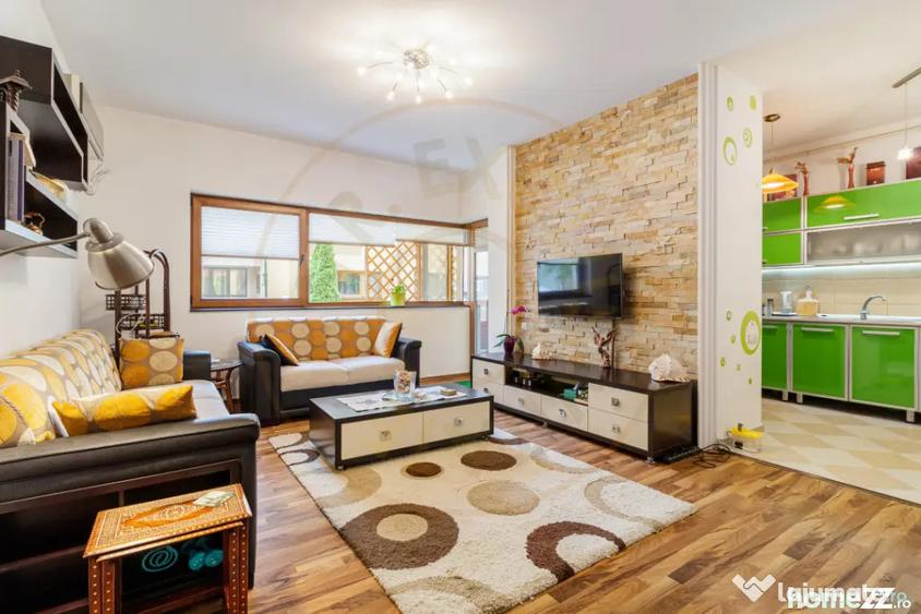 Apartament cu 3 camere decomandat, mobilat în Nord