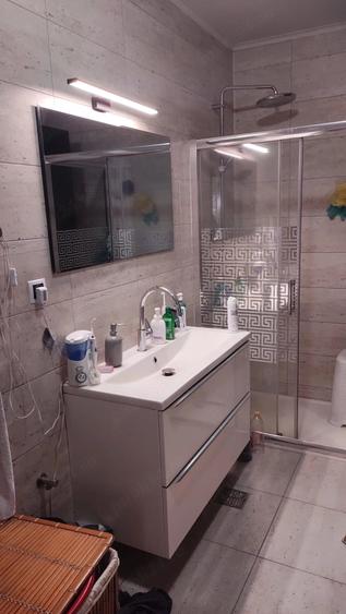 Casă cu 6 camere cu Teren 1700 Mp în Beriu