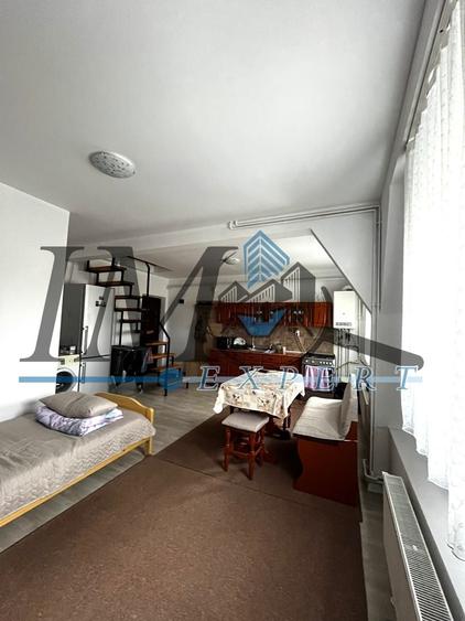 Apartament cu 2 camere decomandat, mobilat în Central
