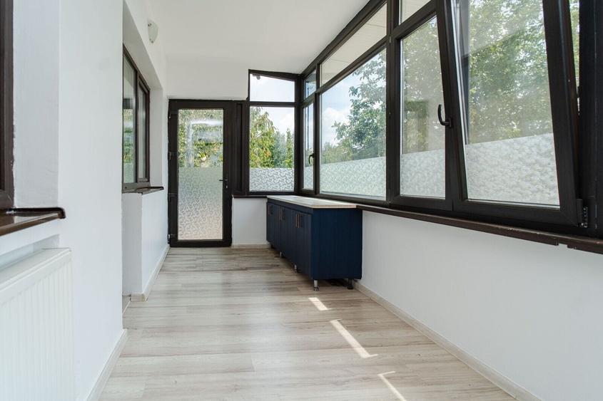 Apartament cu 3 camere, mobilat în Popas Păcurari