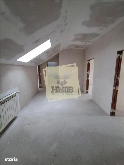 Casă cu 5 camere cu Teren 329 Mp în Șura Mică