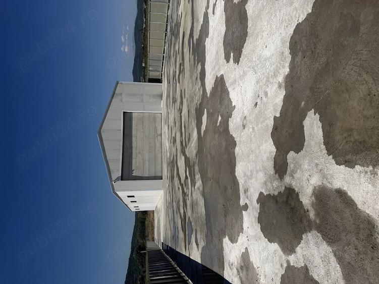 Spațiu comercial, de 350 mp, în Central