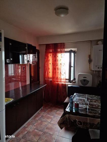 Apartament cu 2 camere, mobilat în Faleza Nord
