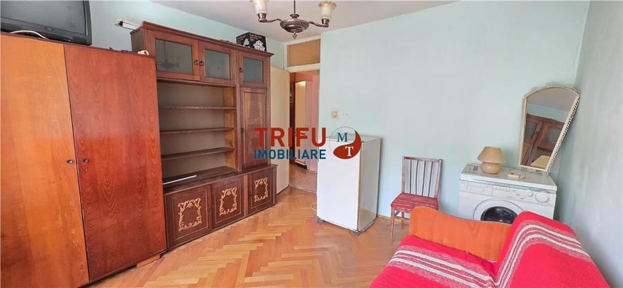 Apartament cu 2 camere decomandat în Cetate