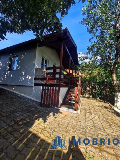 Casă cu Teren 429 Mp în Central