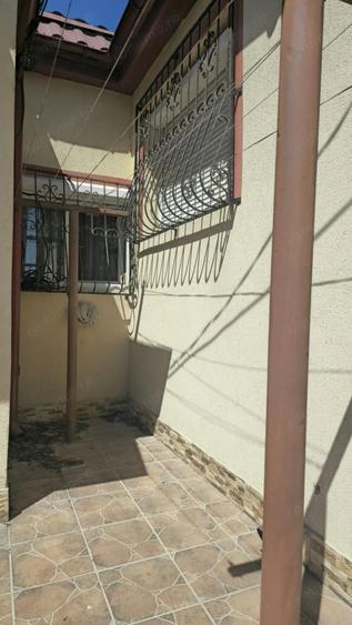 Casă cu 3 camere cu Teren 145 Mp în Central