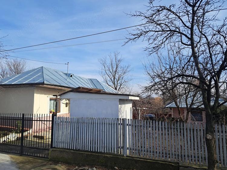 Casă cu Teren 1024 Mp în Central