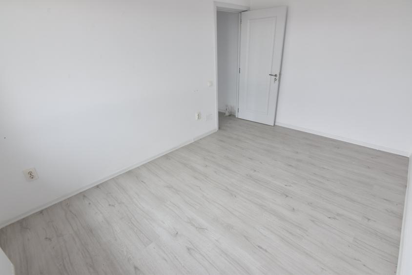 Apartament cu 2 camere semidecomandat în Bragadiru
