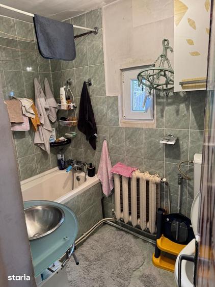 Casă cu 3 camere cu Teren 450 Mp în Dâmbul Rotund