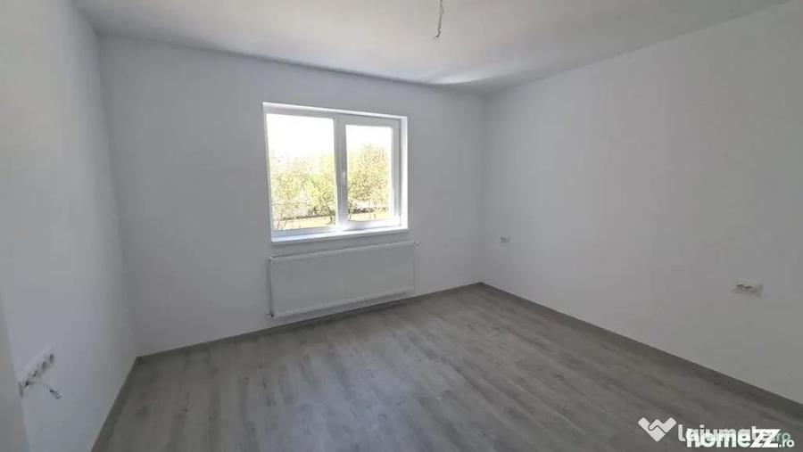 Apartament cu 2 camere decomandat în Ștefănești