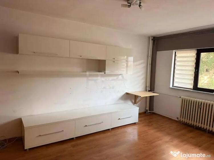 Apartament cu 2 camere semidecomandat în 1 Decembrie 1918