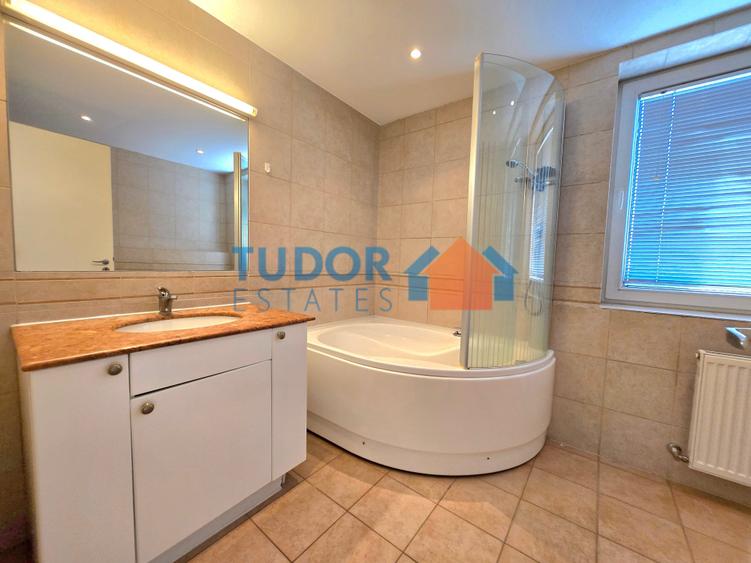 Apartament cu 3 camere, mobilat în Șoseaua Nordului