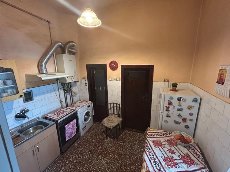 Apartament cu 2 camere semidecomandat în Iosefin