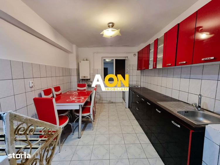 Apartament cu 3 camere, mobilat în Cetate