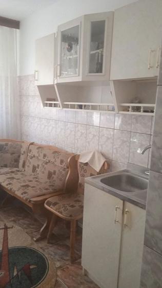 Apartament cu 2 camere decomandat, mobilat în Micro 20