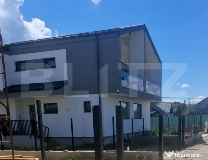 Casă cu 4 camere cu Teren 250 Mp în Jucu