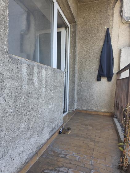 Apartament cu 2 camere decomandat în Moșilor