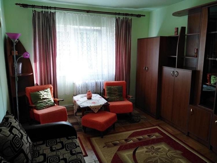 Apartament de inchiriat - 1